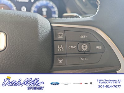 2026 Jeep Grand Cherokee Laredo Altitude