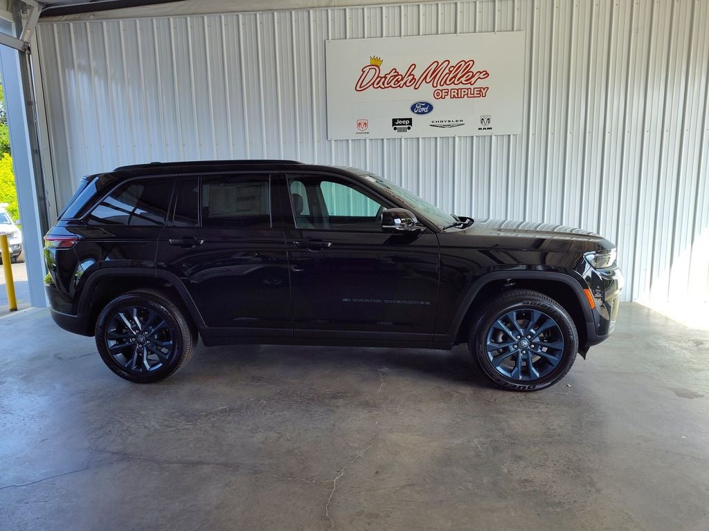 2026 Jeep Grand Cherokee 85th Anniversary Edition