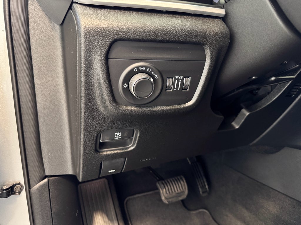 2025 Jeep Grand Cherokee L Laredo X