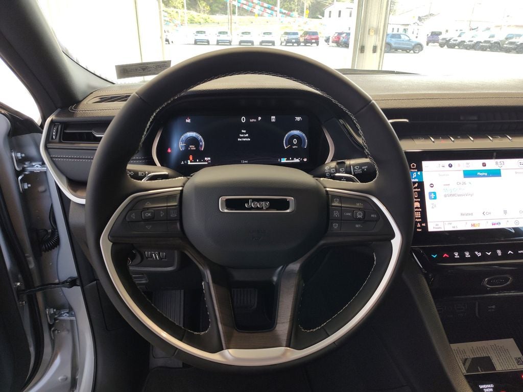 2026 Jeep Grand Cherokee L Laredo Altitude