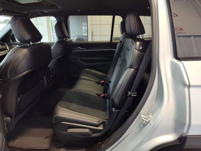 2026 Jeep Grand Cherokee L Laredo Altitude