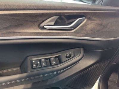 2026 Jeep Grand Cherokee L Laredo Altitude