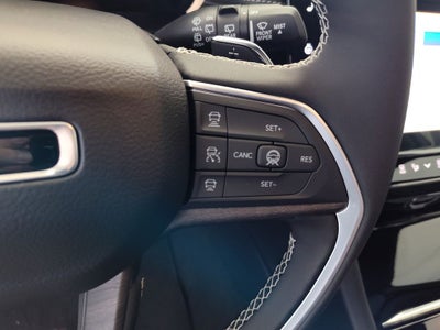 2026 Jeep Grand Cherokee L Laredo Altitude