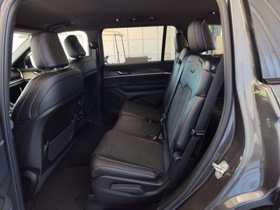 2026 Jeep Grand Cherokee L Laredo Altitude