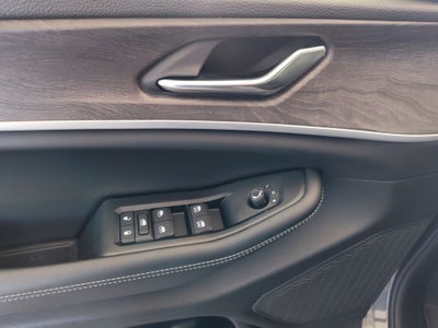 2026 Jeep Grand Cherokee L Laredo Altitude