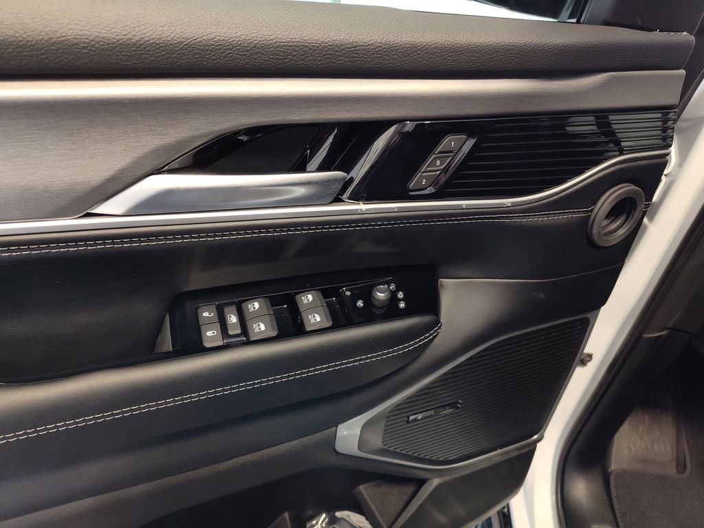 2026 Jeep Grand Wagoneer Limited Altitude