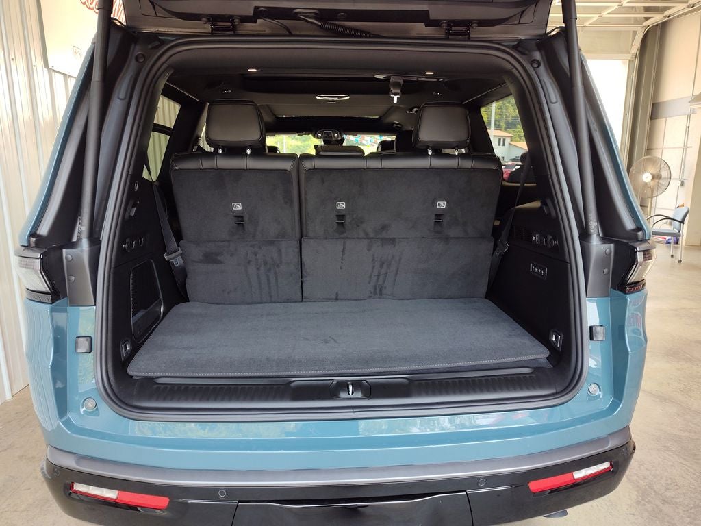 2026 Jeep Grand Wagoneer Limited Reserve