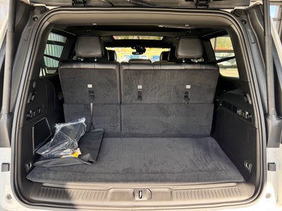 2025 Jeep Wagoneer Series II Carbide