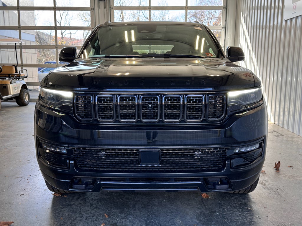 2025 Jeep Wagoneer Series II Carbide