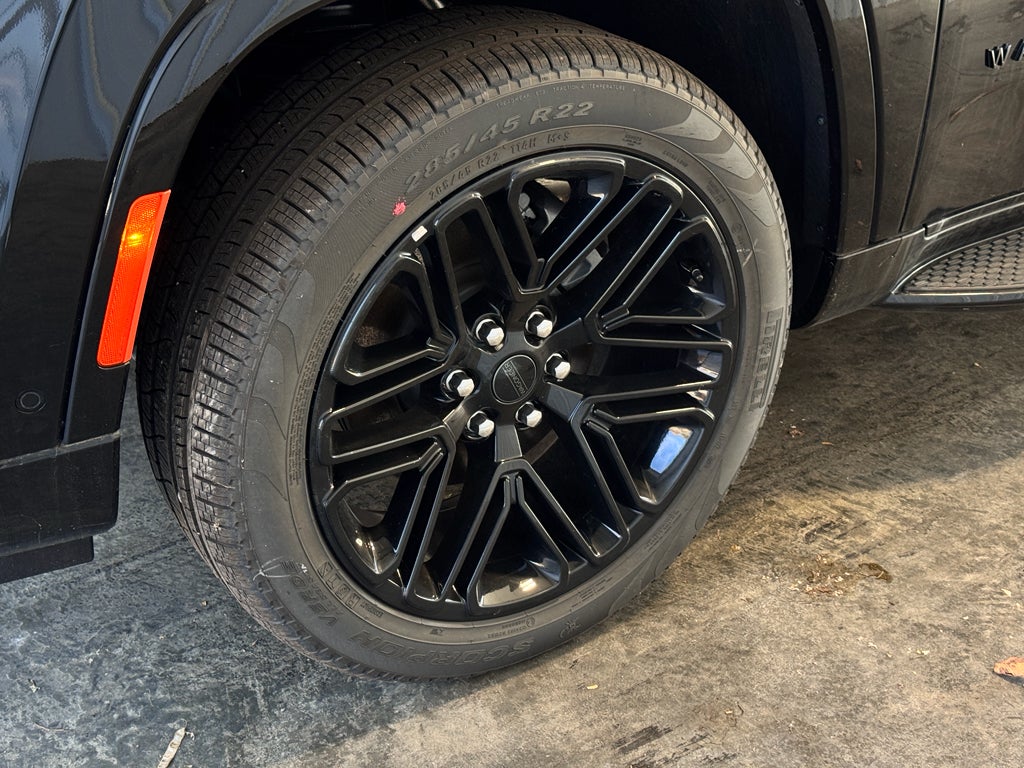 2025 Jeep Wagoneer Series II Carbide