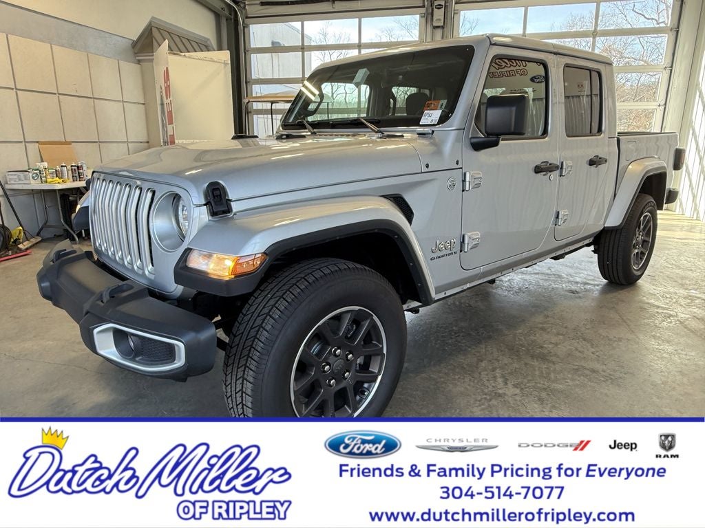 2023 Jeep Gladiator Overland