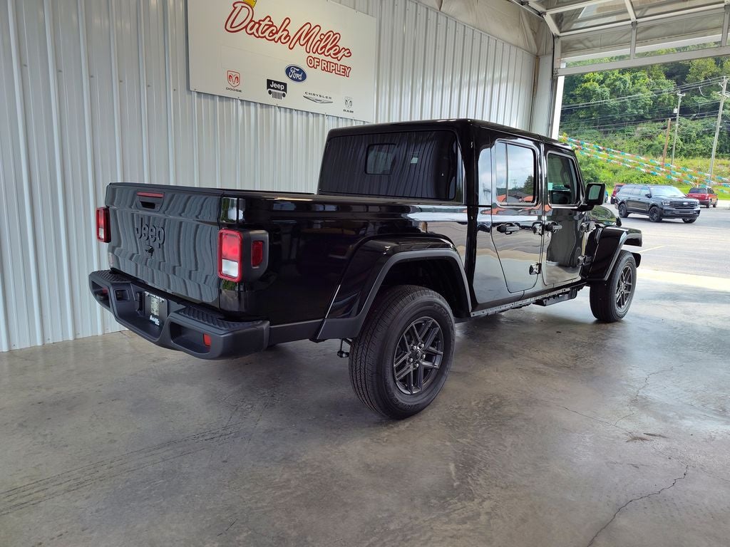 2026 Jeep Gladiator Willys 41