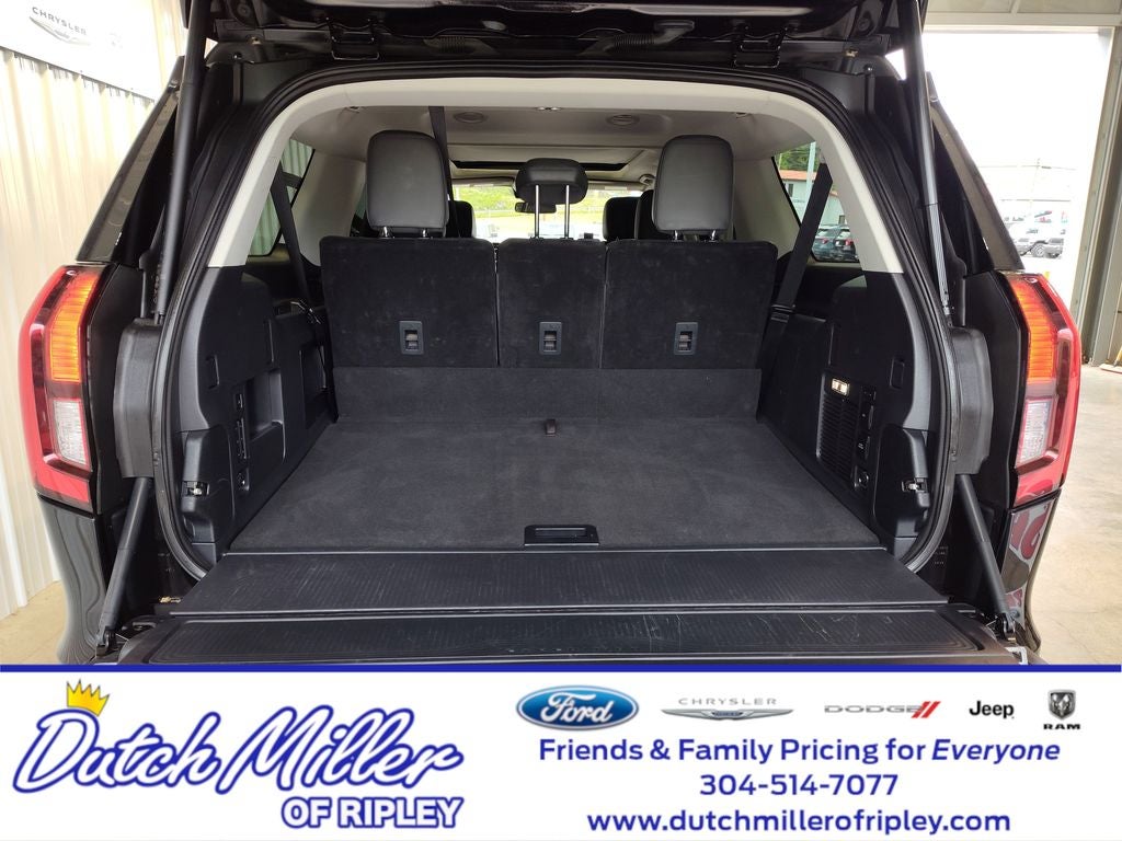 2025 Ford Expedition MAX Active