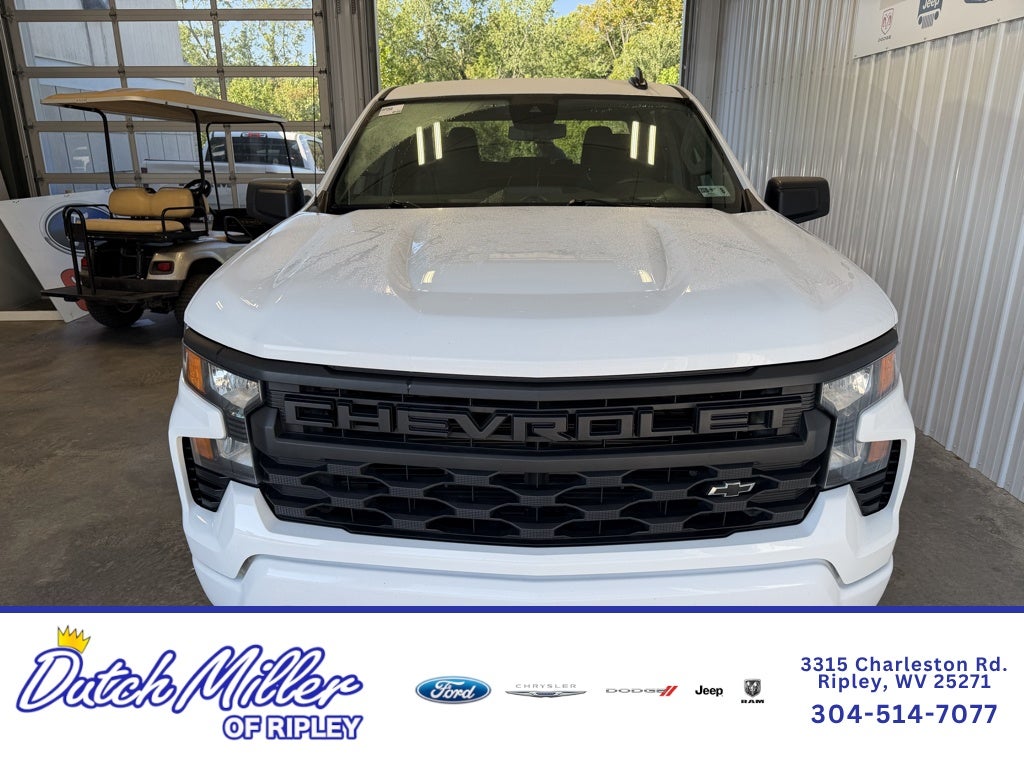 2023 Chevrolet Silverado Custom
