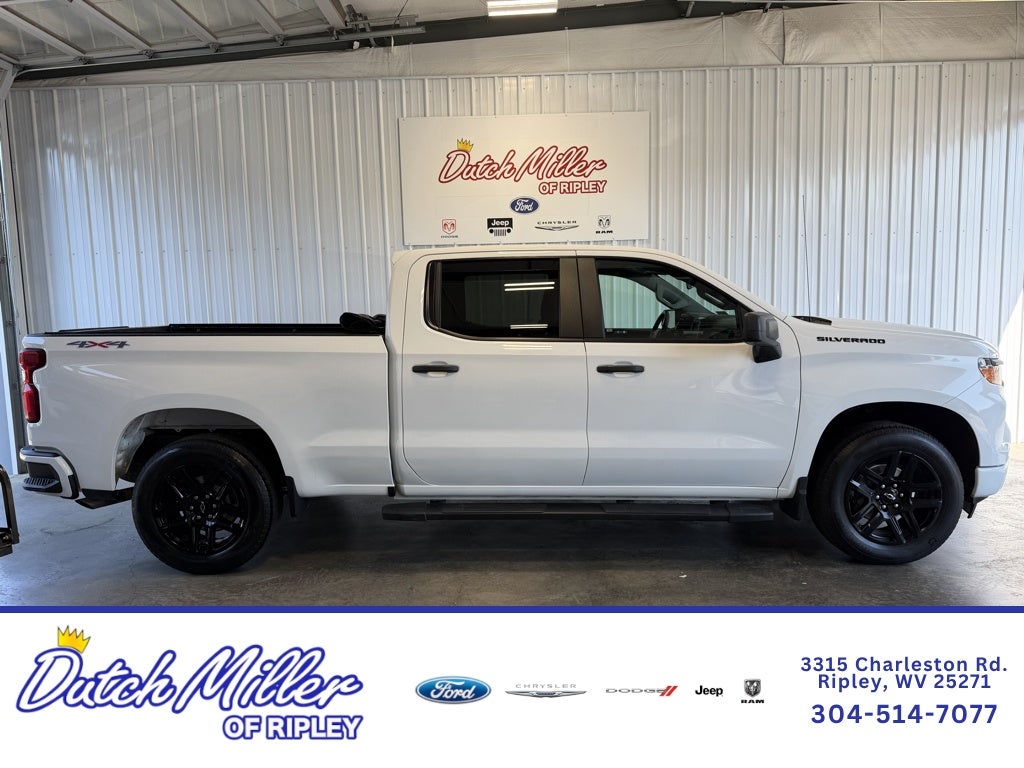 2023 Chevrolet Silverado Custom