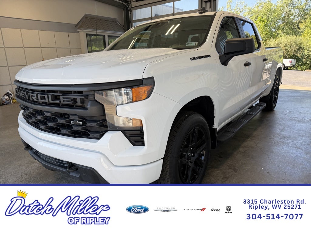2023 Chevrolet Silverado Custom