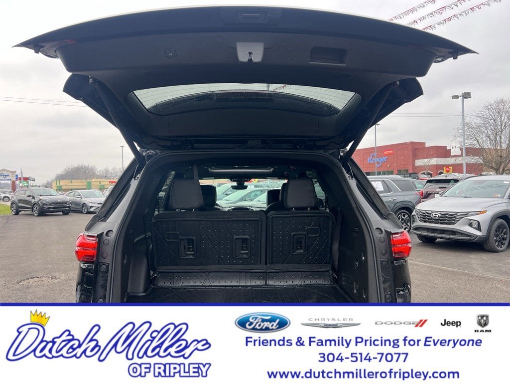 2023 Chevrolet Traverse High Country