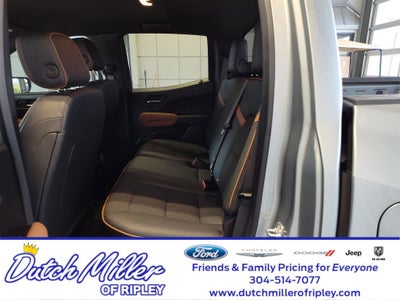 2024 GMC Canyon 4WD AT4