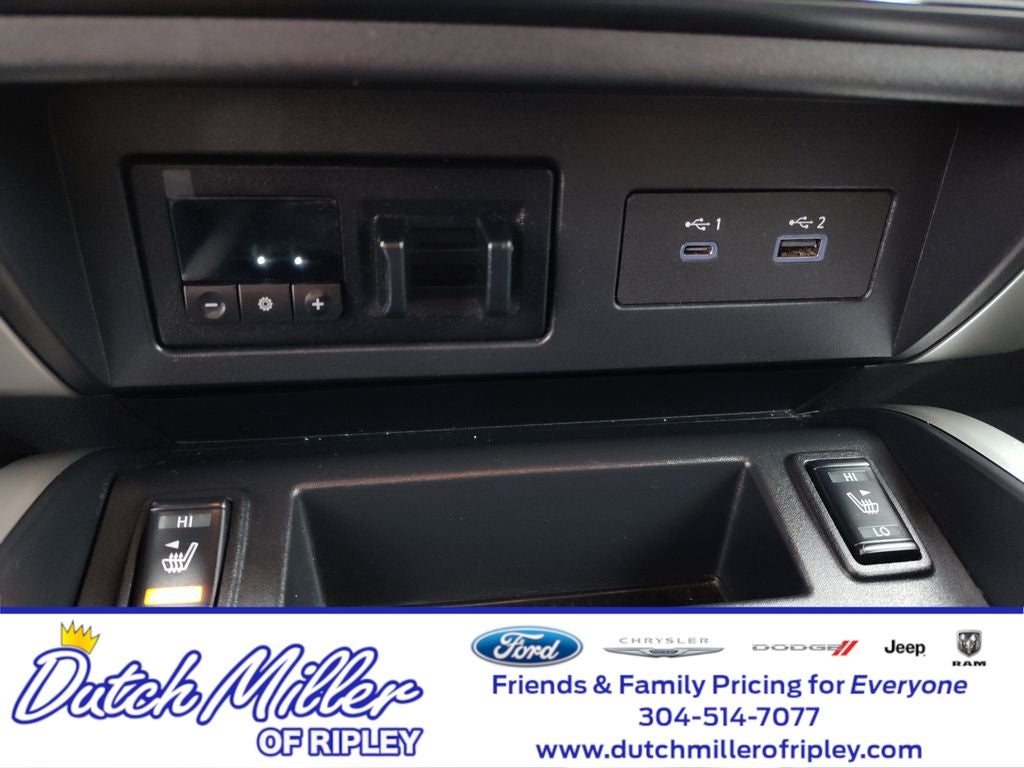 2020 Nissan Titan SV