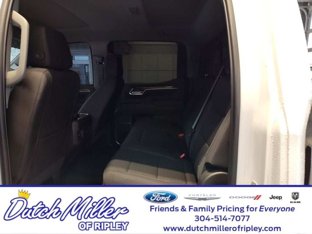 2025 Chevrolet Silverado RST