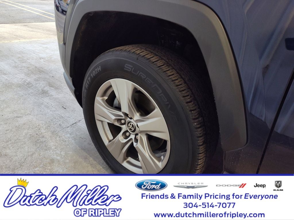 2022 Toyota RAV4 XLE