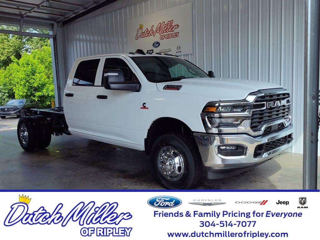 2026 RAM 3500 Tradesman 4X4 Crew Cab's photo