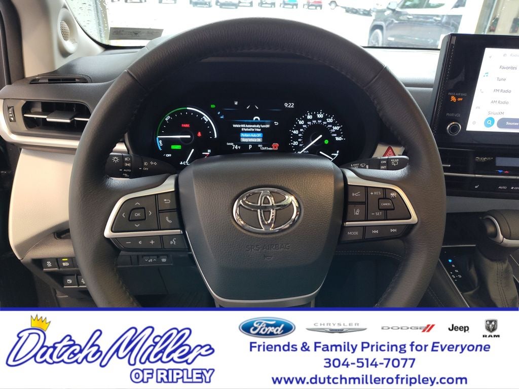 2025 Toyota Sienna XLE
