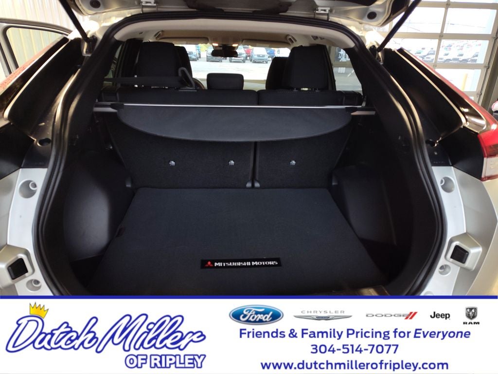 2022 Mitsubishi Eclipse Cross LE