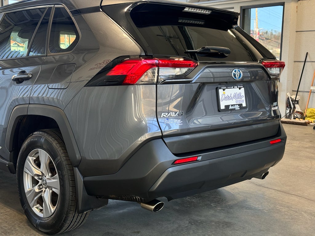 2022 Toyota RAV4 Hybrid XLE