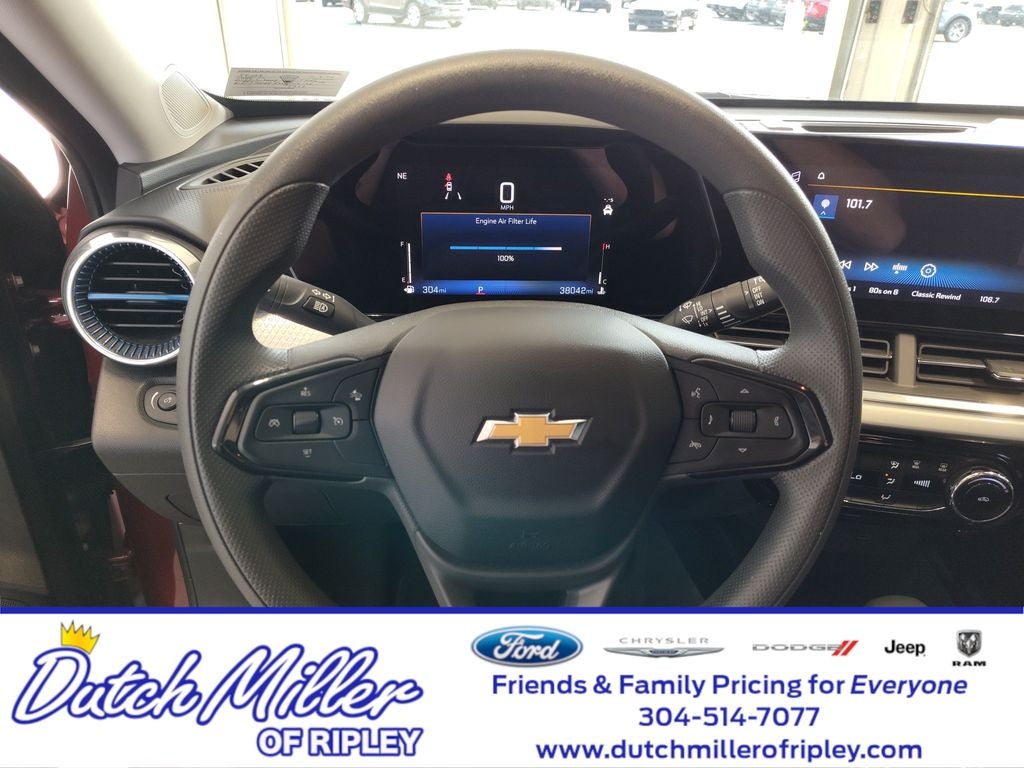 2025 Chevrolet Trax LT